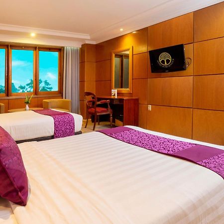 Hotel Bumi Senyiur Samarinda Exteriér fotografie